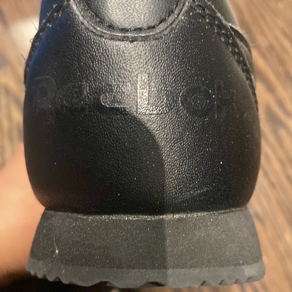 Reebok Classic Sneaker - Picture 5 of 6